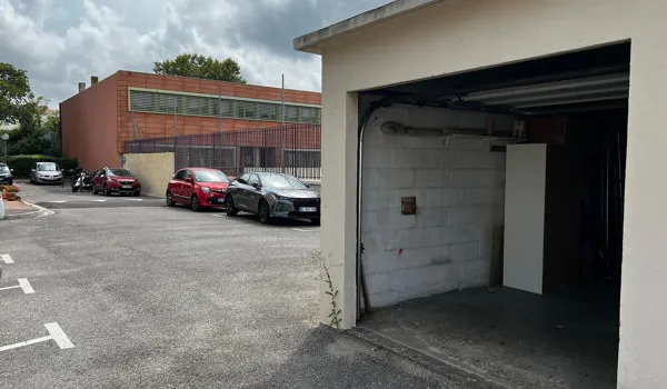 Box de stockage 15 m²
