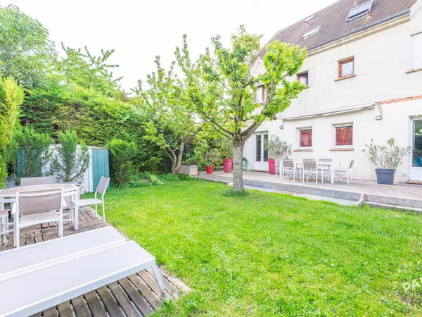 Appartement 6 pièces 160 m²