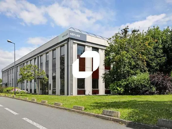A louer Bureaux 591m² Villebon sur yvette