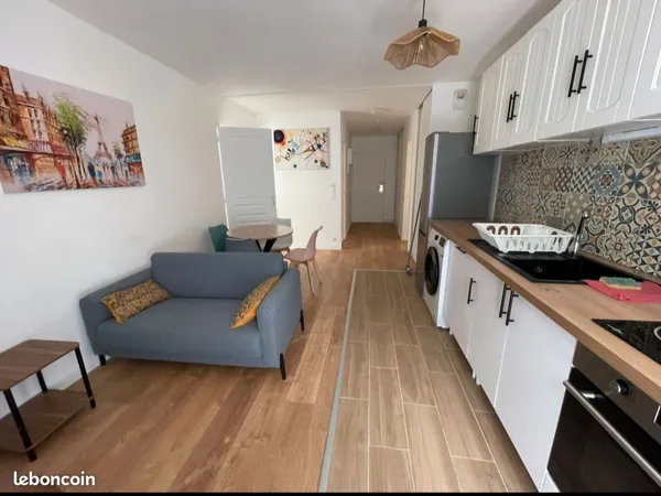 Colocation etudiante et jeune active - appartement rénové - 480 m2 de jardin - éligible apl
