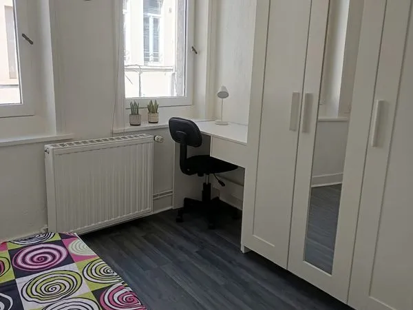 🏡 Chambre meublée en colocation - Lille Centre. À deux pas du Théâtre Sébastopol, métro et commerces