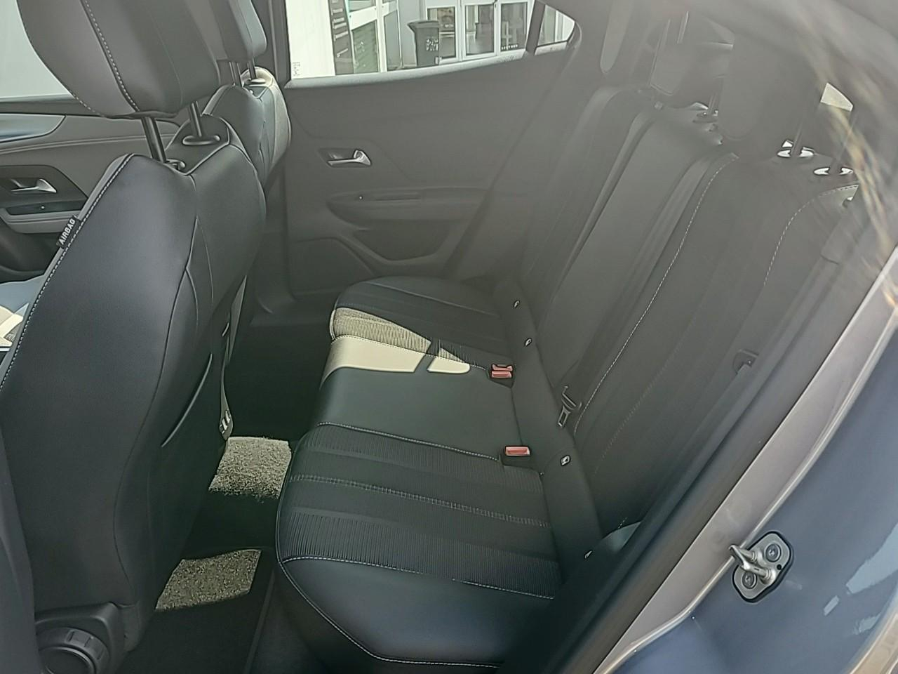 Opel Mokka 1.5 diesel 110 ch bvm6 elegance — photo 10