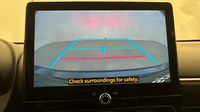 Toyota Yaris 116h Design 5p MY22 — photo 28