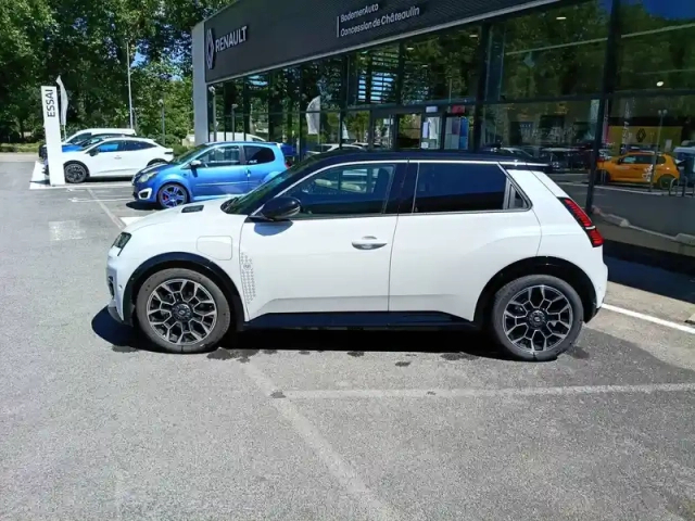 Renault 5 renault  e-tech electrique 10 ch autonomie confort — photo 2