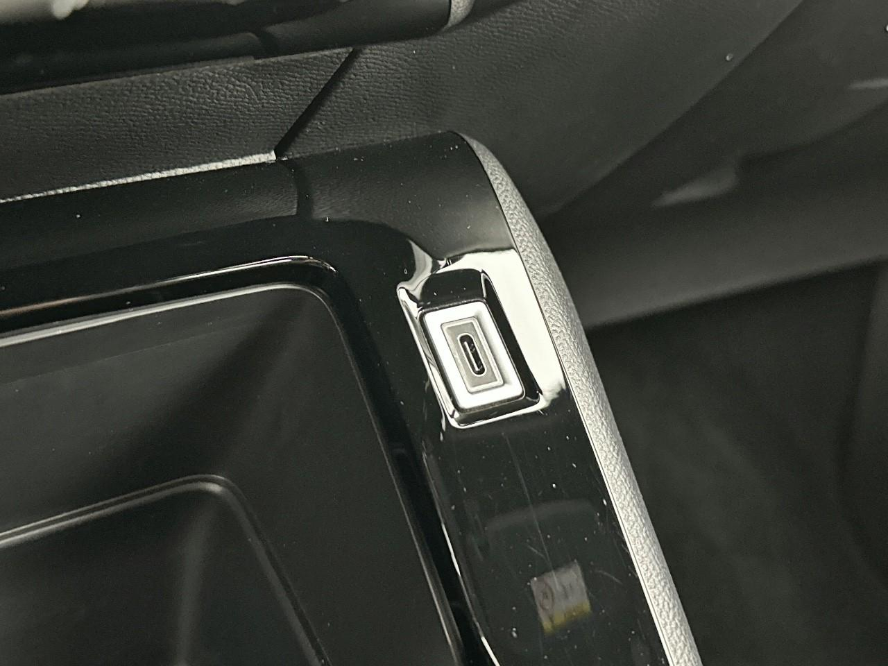 Peugeot 2008 100 s&s bvm6 style — photo 27