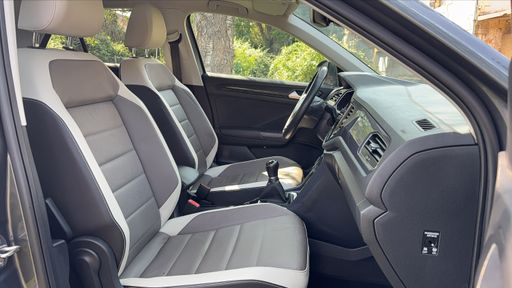 Volkswagen T-Roc 1.5 TSI 150 - Carat Exclusive – 2019 – 130212 km – Essence – Boîte Manuelle — photo 30