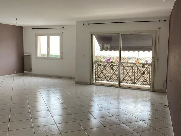 Location bel appartement Merignac T5