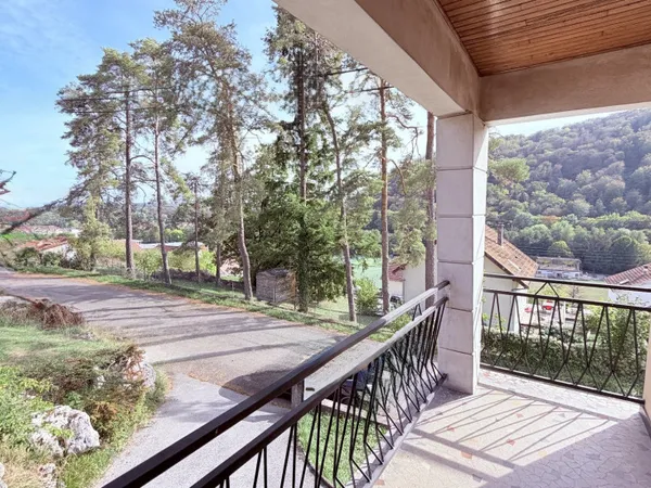 Maison 3 pièces 85 m²
