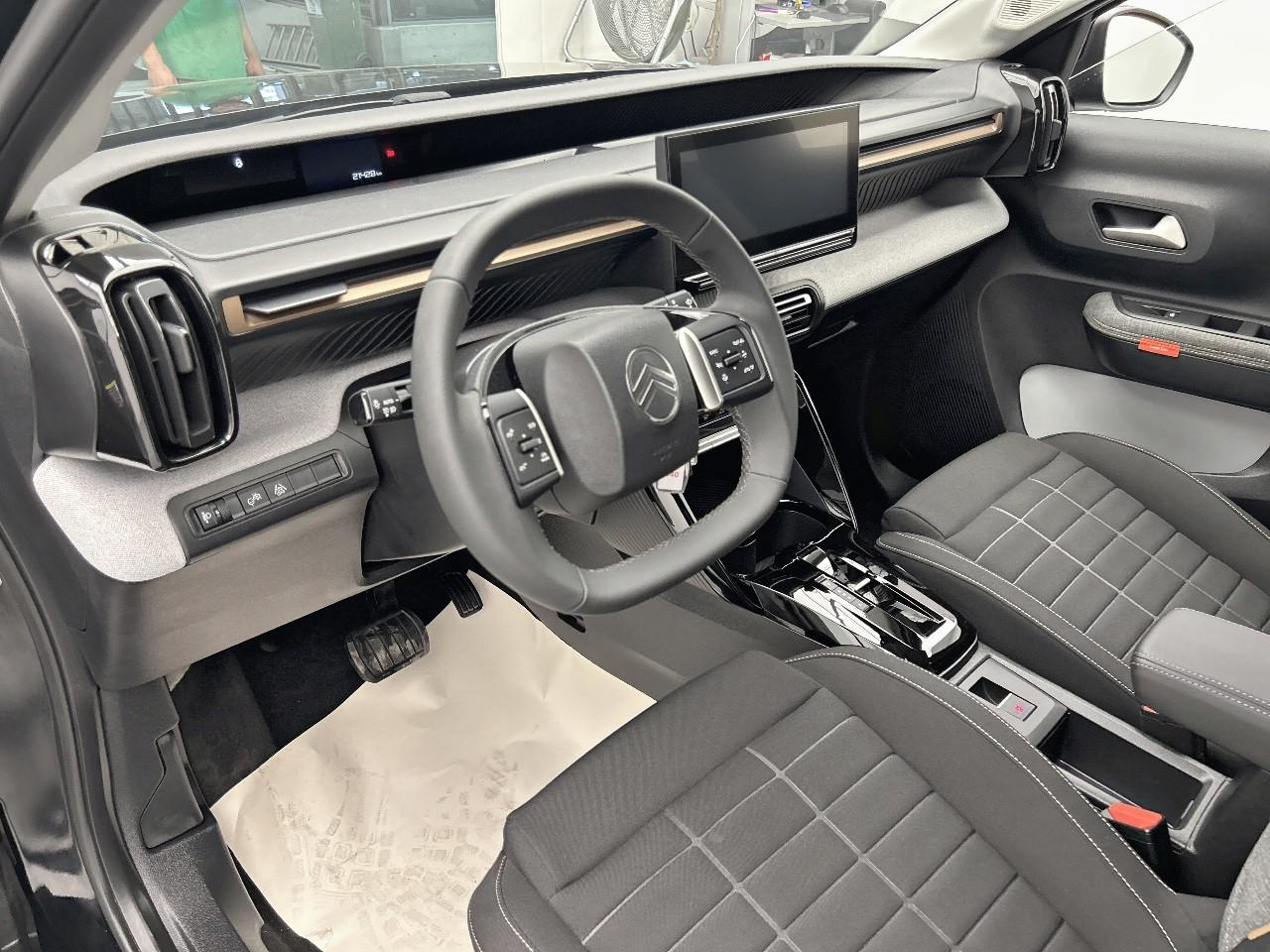 Citroën C3 Aircross hybride 145 ch aut plus — photo 9