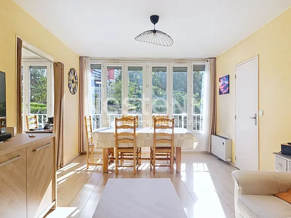 A VENDRE - Longjumeau ? Appartement T4 de 80 m² avec double séjour, bureau, cave et 2 parkings