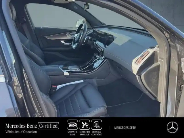 Mercedes Eqc 400 408ch amg line 4matic 11cv — photo 11