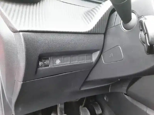 Peugeot 208 bluehdi 100 s&amp;s bvm6 — photo 20