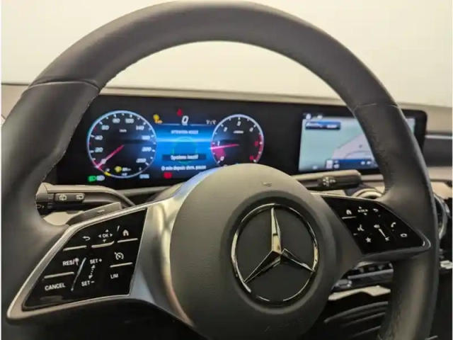 Mercedes Classe A 180 d progressive line — photo 14
