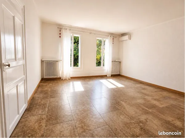 Appartements T3 60m2 dalles en ciment petite copro