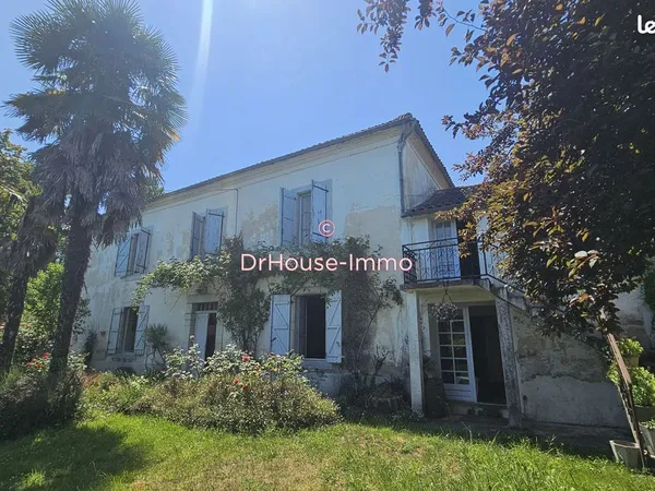 Maison 12 pièces 215 m²