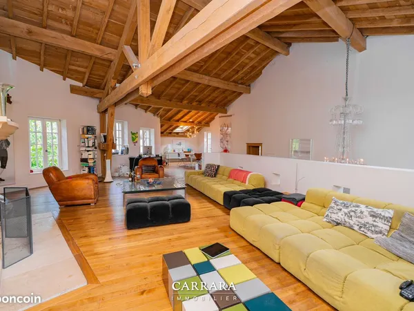 Propriété 12 pièces 453 m²