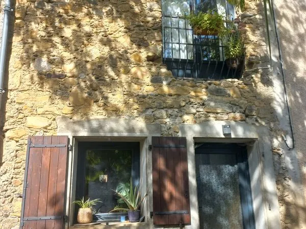 Charmante maison de village 84m2 avec terrasse de toit et jardinet