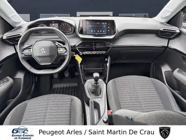 Peugeot 208 puretech 100 s&amp;s bvm6 — photo 8