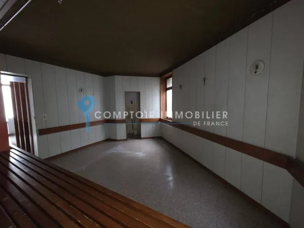 Local commercial 107 m²
