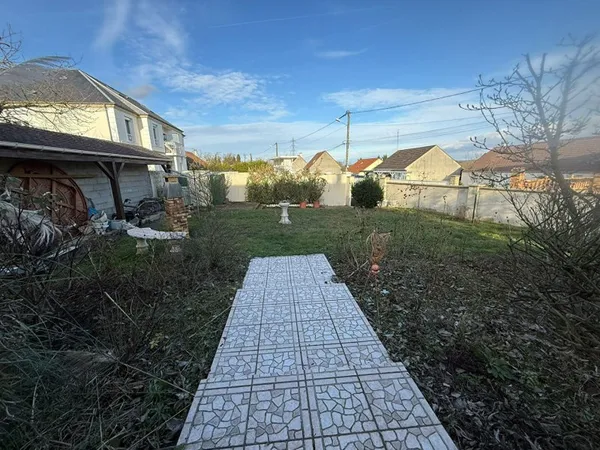 Terrain constructible à vendre 176 m² Meaux quartier Val fleury