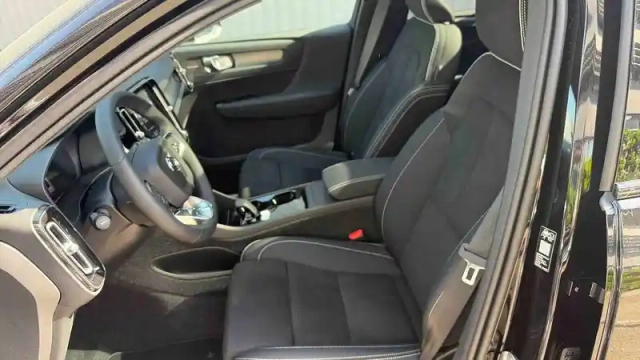 Volvo Ex40 twin performance 442 ch — photo 11