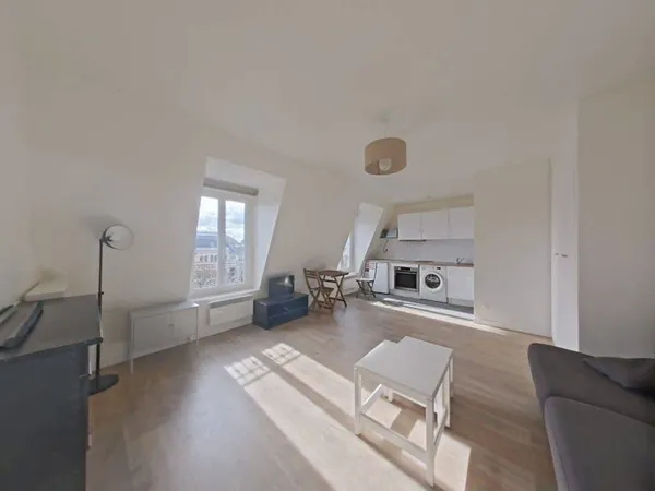 Studio 1 pièce 24 m²