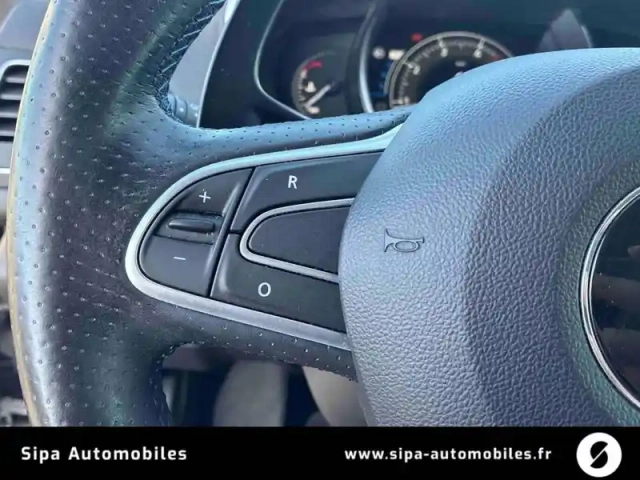 Renault Megane mégane iv estate dci 165 energy edc — photo 33