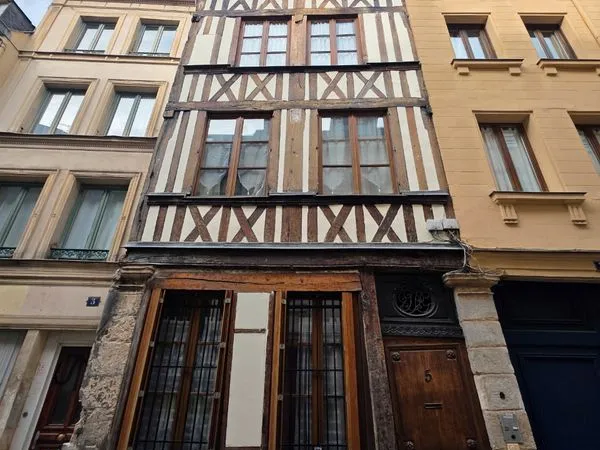 Studio meuble lumineux de 22m2 avec mezzanine hyper centre de rouen
