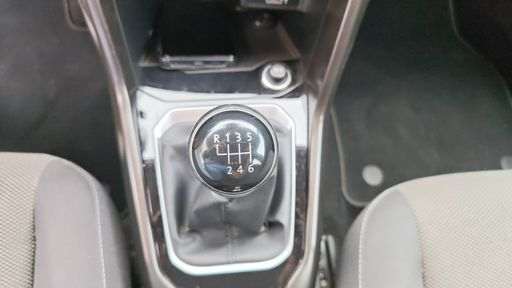 Volkswagen T-Roc 1.0 TSI 115 - Lounge – 2019 – 87254 km – Essence – Boîte Manuelle — photo 16