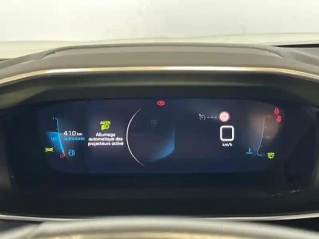Peugeot 2008 1.2 puretech 130ch s&amp;s allure business — photo 14