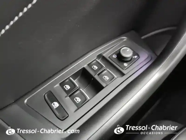 Volkswagen T-Roc 1.5 tsi evo 150 start/stop dsg7 r-line — photo 20