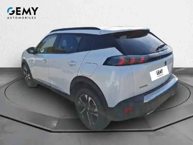 Peugeot 2008 puretech 130 s&amp;s bvm6 — photo 7