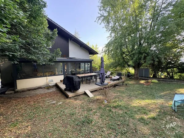 Maison 5 pièces 140 m²