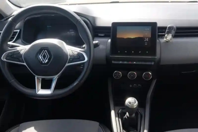 Renault Clio tce 90 — photo 9