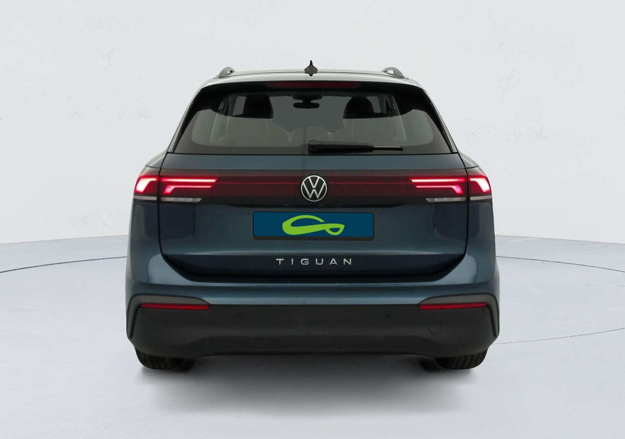 Volkswagen Tiguan — photo 4