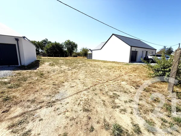 Terrain 471 m²