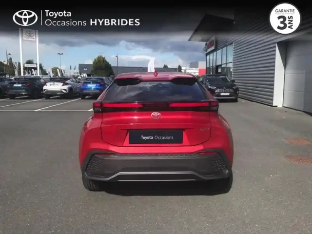 Toyota C-Hr 1.8 hybride 140ch design — photo 4