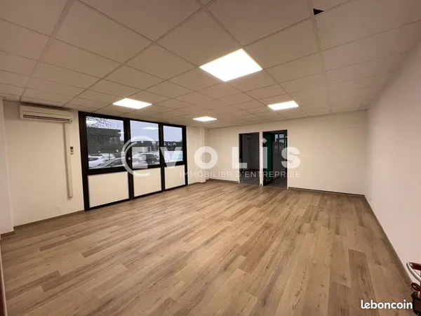 Bureaux 276 m²