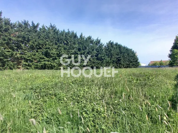 TERRAIN À VENDRE DE 2213,00 M²