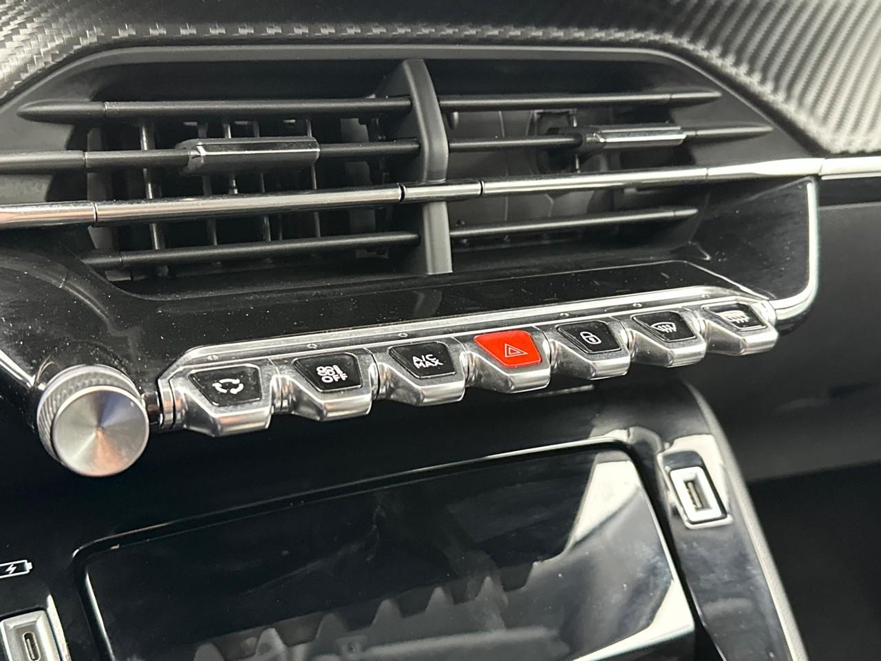 Peugeot 2008 puretech 130 s&s eat8 allure — photo 26