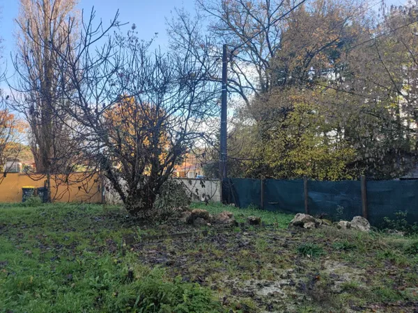 Terrain 800 m²