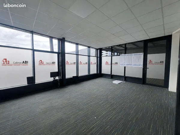 Local 5800 m² ANGERS