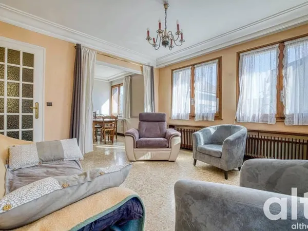 Maison 7 pièces 150 m²