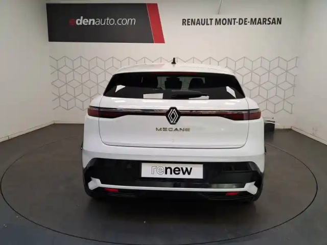 Renault Megane e-tech ev60 220 ch super charge — photo 4