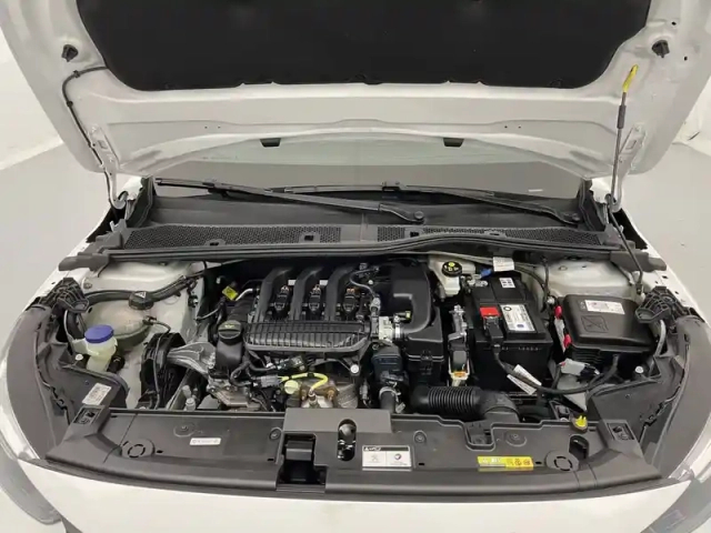 Peugeot 208 puretech 75 s&amp;s bvm5 — photo 21