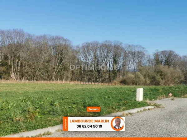 Terrain 725 m²