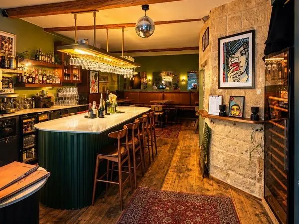 Bar, fonds de commerce 129 m² MONTPELLIER