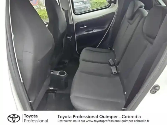 Toyota Aygo X 1.0 vvt-i 72ch dynamic my23 — photo 12