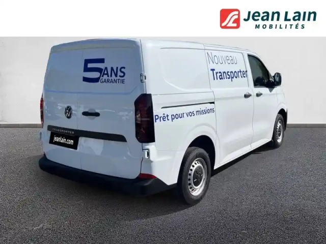 Volkswagen Transporter van l1h1 2.0 tdi 150 bva8 — photo 5