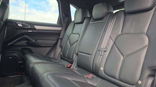 Porsche Cayenne 4.8 V8 400 Tiptronic - S – 2012 – 164913 km – Essence – Boîte Automatique — photo 42